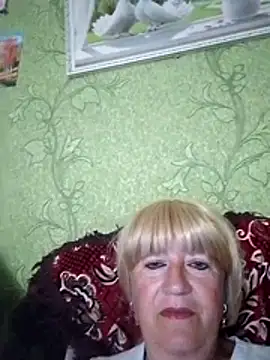 EmmaSwan555 online show from 07.06.26