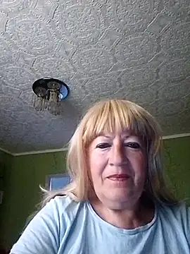 EmmaSwan555 online show from 07.12.26