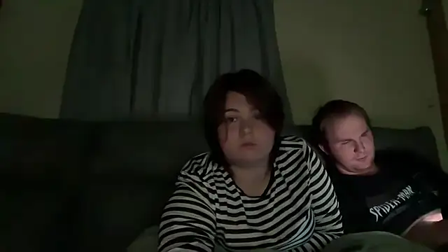 Snapshot of BugsAndDazey chatting on 07.23.26 BugsAndDazey online show from 07.23.26