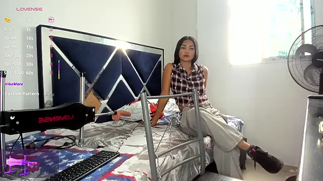 Snapshot of Paola_Ortega chatting on 07.04.26 Paola Ortega online show from 07.04.26