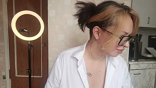 ElianaFox  online show from 07.16.26