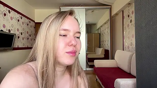 Snapshot of AmeliaOakheart chatting on 07.05.26 AmeliaOakheart online show from 07.05.26