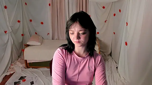 Crazykitta online show from 07.07.26
