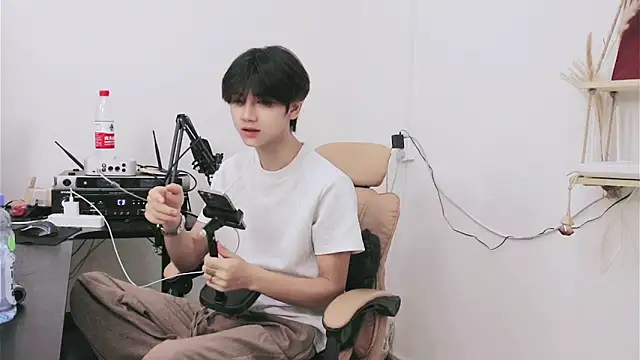 VIP-77 online show from 06.30.26