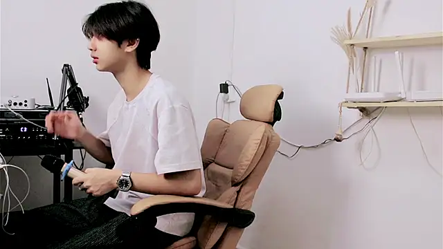 VIP-77 online show from 07.13.26