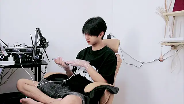 VIP-77 online show from 07.17.26