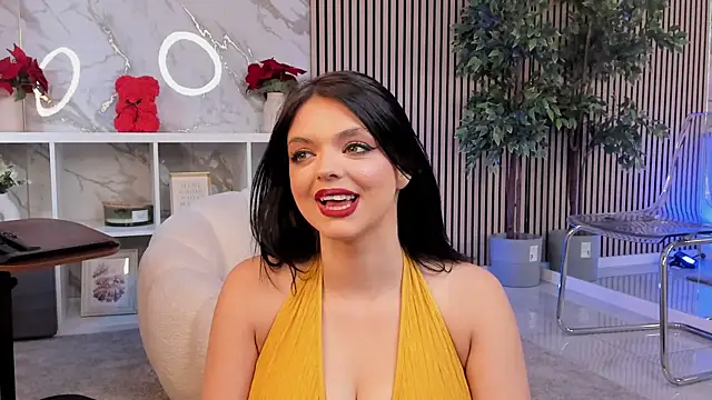 Snapshot of NoctisBella chatting on 07.19.26 NoctisBella online show from 07.19.26