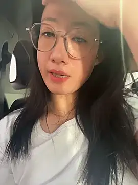 weiwei103 online show from 07.16.26