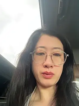 weiwei103 online show from 07.17.26