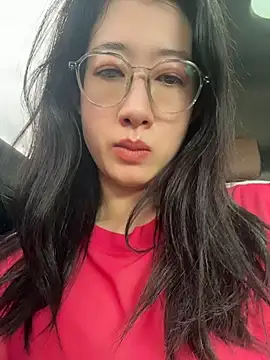 weiwei103 online show from 07.18.26