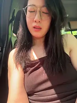 weiwei103 online show from 07.19.26