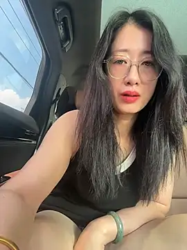 weiwei103 online show from 07.28.26
