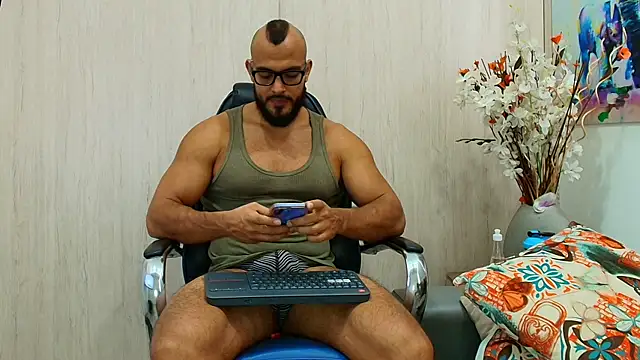 karymmusclet777 online show from 07.03.26
