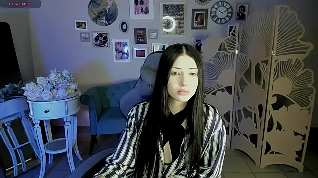Snapshot of DianaRayyy chatting on 07.02.26 DianaRayyy online show from 07.02.26