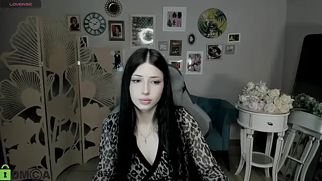 Snapshot of DianaRayyy chatting on 07.03.26 DianaRayyy online show from 07.03.26