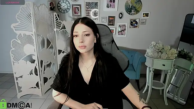 Snapshot of DianaRayyy chatting on 07.06.26 DianaRayyy online show from 07.06.26