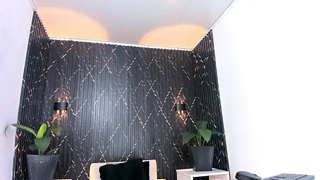 StefanyVillarreal  online show from 07.04.26
