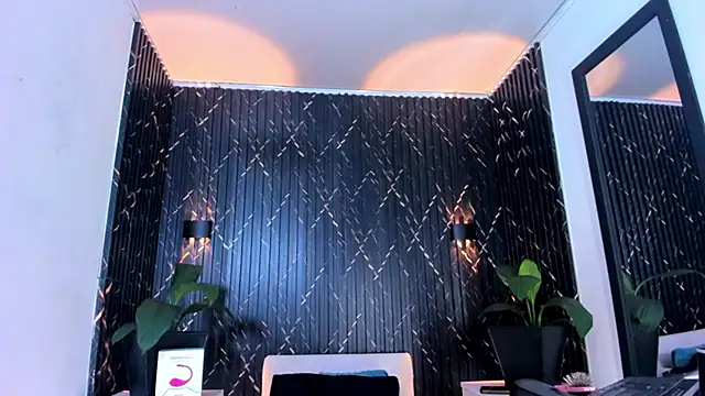 StefanyVillarreal  online show from 07.09.26