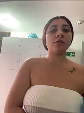 Nahomy benet online show from 07.03.26