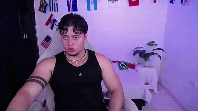Snapshot of fucking_bear_ chatting on 06.26.26 fucking bear online show from 06.26.26