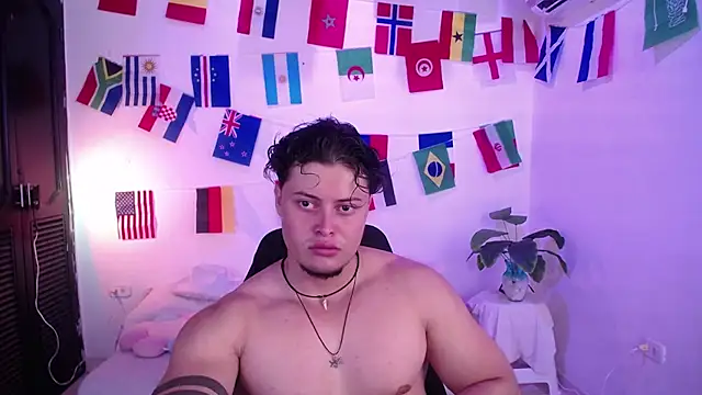 Snapshot of fucking_bear_ chatting on 07.20.26 fucking bear online show from 07.20.26