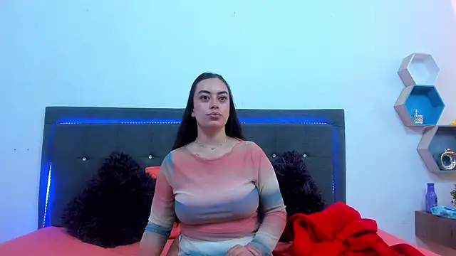 Lil Aurora  online show from 07.17.26