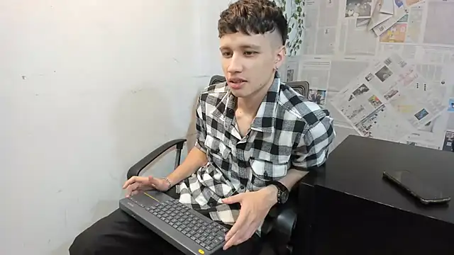 DANIEL Hot777 online show from 07.07.26