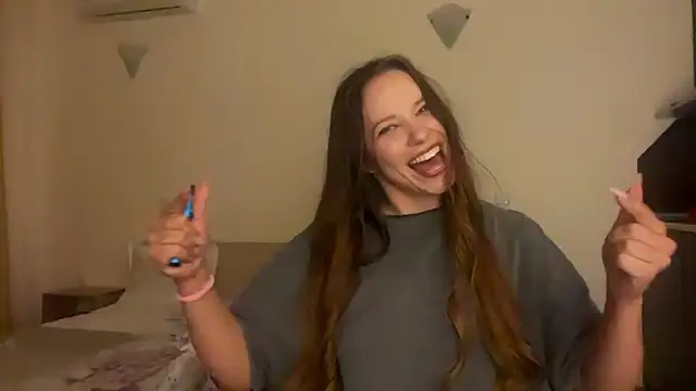 Snapshot of aneutta chatting on 07.26.26 aneutta online show from 07.26.26