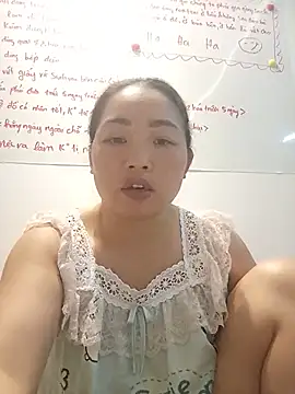 Julie-xx online show from 07.06.26