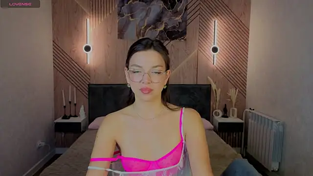 Megan Fosterr online show from 07.02.26