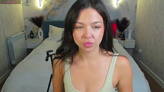 Megan Fosterr online show from 07.17.26