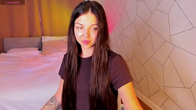 Megan Fosterr online show from 07.18.26