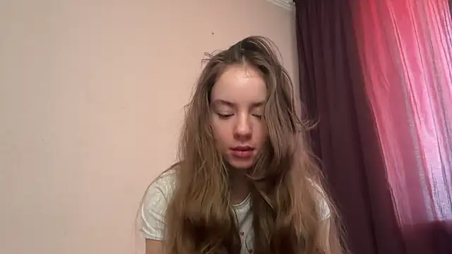 RoxyVivid online show from 07.17.26