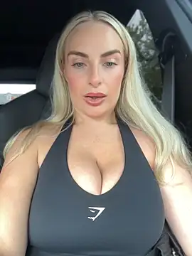 BIGTITBLONDEUK online show from 07.03.26