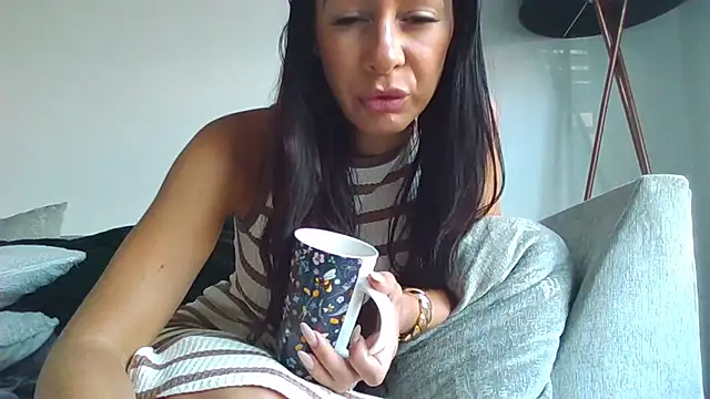 Charming ScarlettX online show from 07.14.26