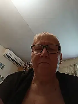 Molli1408 online show from 07.28.26