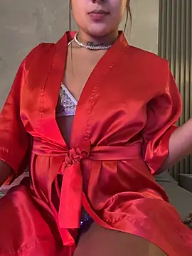 Sara Rousex online show from 07.04.26