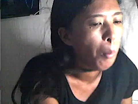 Snapshot of PinayGirl_28 chatting on 06.30.26 PinayGirl 28 online show from 06.30.26