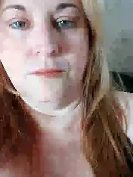 Snapshot of gatalora chatting on 07.20.26 gatalora online show from 07.20.26