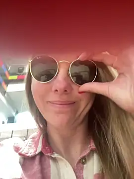Blondie angie online show from 07.17.26