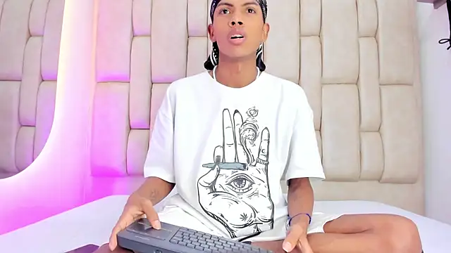 Cuteboyhenrik os online show from 07.05.26