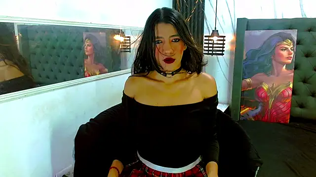 Alexandra Castle online show from 07.28.26