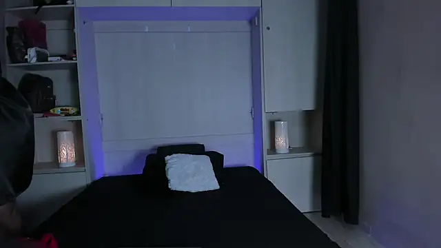 MilaSantoss online show from 07.10.26