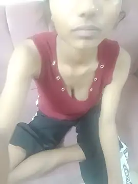 Snapshot of sizzling_aaruhi chatting on 07.08.26 sizzling aaruhi online show from 07.08.26