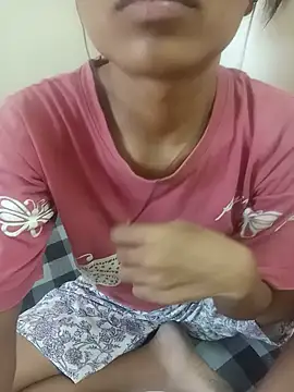 Snapshot of sizzling_aaruhi chatting on 07.10.26 sizzling aaruhi online show from 07.10.26