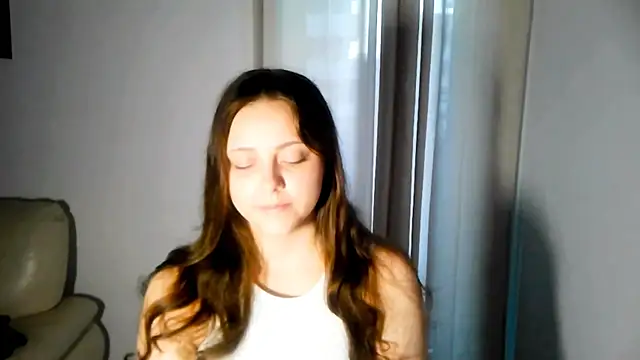 Snapshot of TabithaKua chatting on 07.16.26 TabithaKua online show from 07.16.26