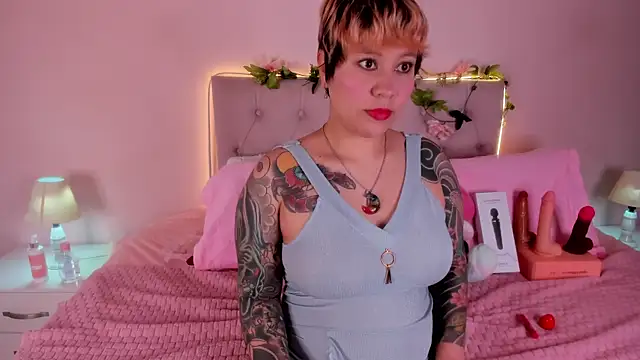 Annapinuplovex online show from 07.18.26