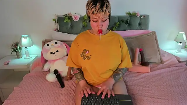 Annapinuplovex online show from 07.28.26