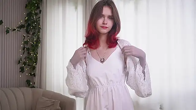 NidaSween online show from 07.08.26