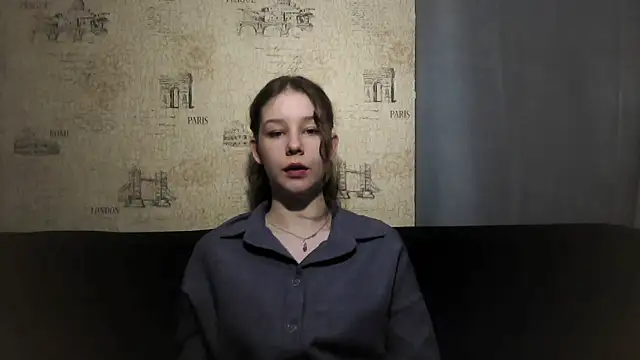 ElinoreHuxman online show from 07.09.26